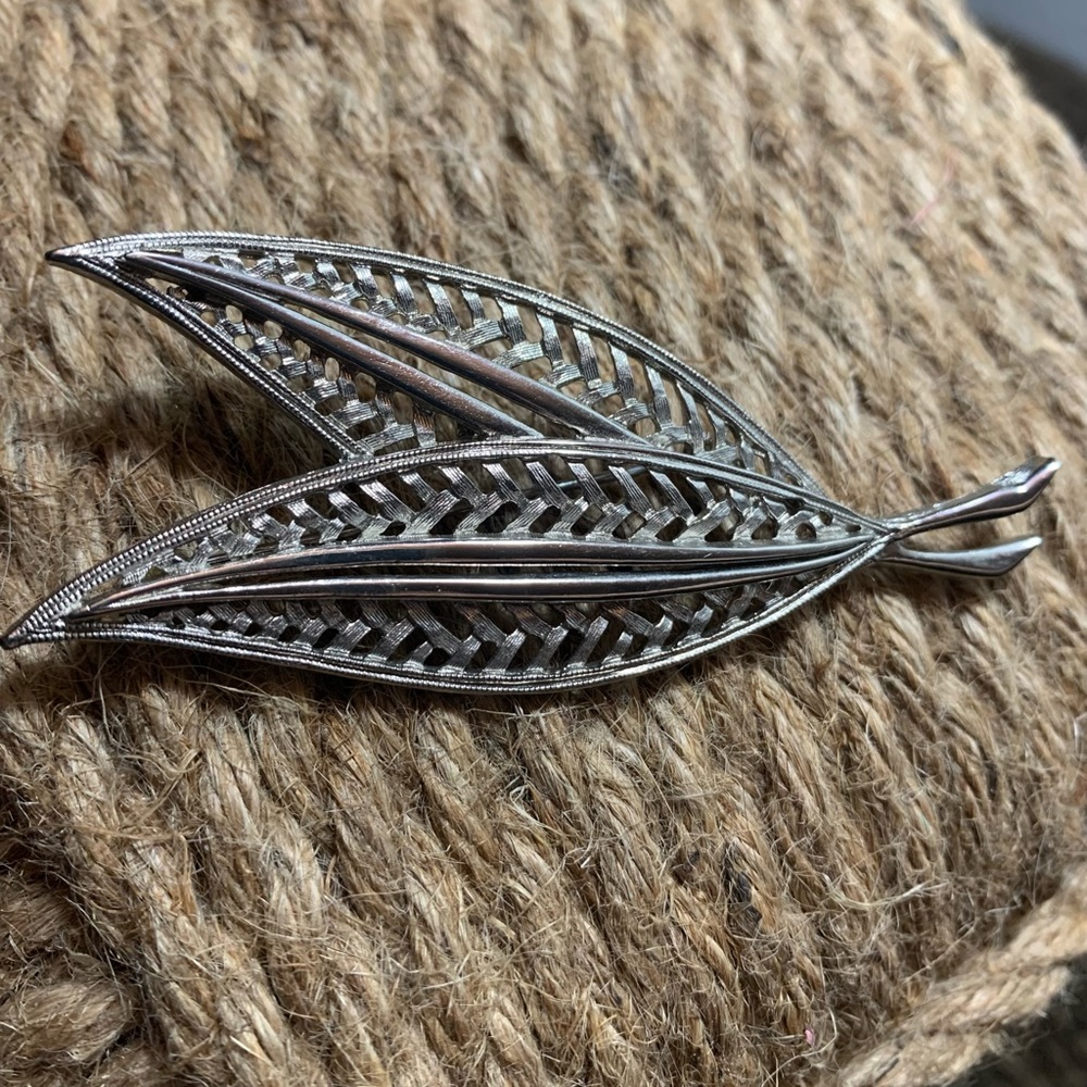 Vintage Jonette Jewelry JJ Stamped Brooch